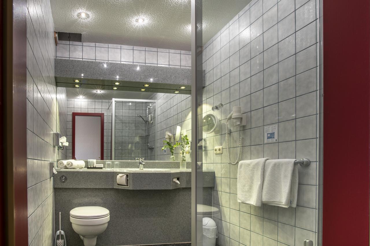 Komfort-Hotel Katerberg Люхов Экстерьер фото