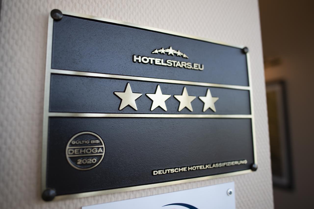 Komfort-Hotel Katerberg Люхов Экстерьер фото